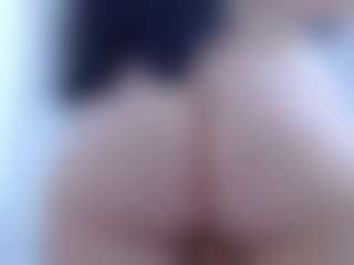 isabel-24's Live Sex Cam Show