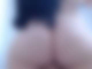 isabel-24's Live Sex Cam Show