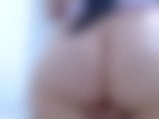 isabel-24's Live Sex Cam Show