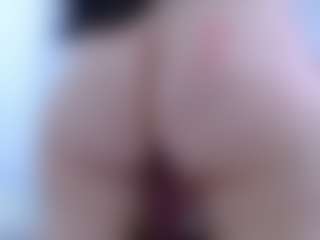 isabel-24's Live Sex Cam Show
