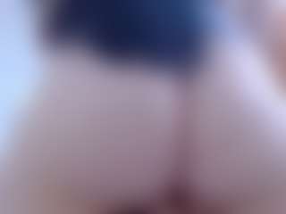 isabel-24's Live Sex Cam Show