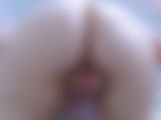 isabel-24's Live Sex Cam Show