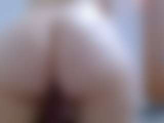 isabel-24's Live Sex Cam Show