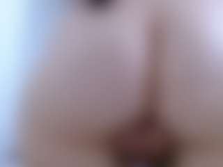 isabel-24's Live Sex Cam Show