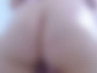 isabel-24's Live Sex Cam Show