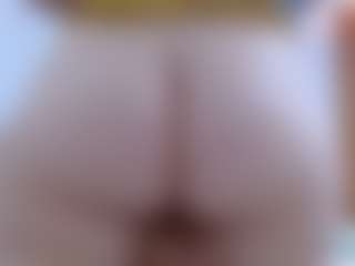 isabel-24's Live Sex Cam Show