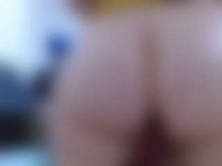isabel-24's Live Sex Cam Show