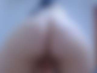 isabel-24's Live Sex Cam Show