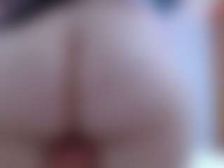 isabel-24's Live Sex Cam Show