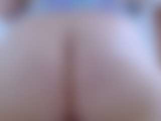 isabel-24's Live Sex Cam Show