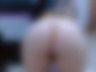 isabel-24's Live Sex Cam Show