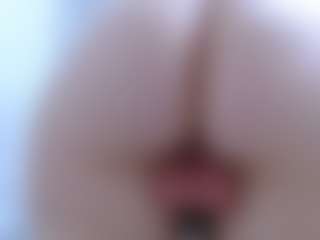 isabel-24's Live Sex Cam Show