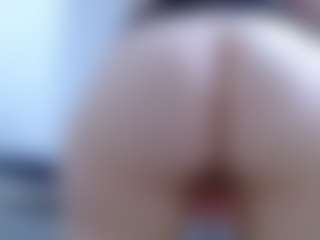 isabel-24's Live Sex Cam Show