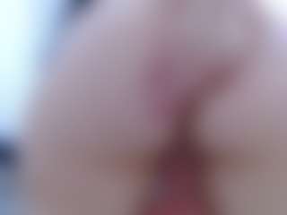 isabel-24's Live Sex Cam Show