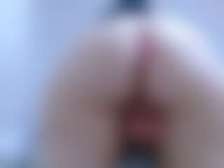 isabel-24's Live Sex Cam Show