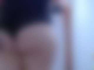 isabel-24's Live Sex Cam Show