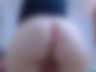 isabel-24's Live Sex Cam Show