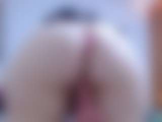 isabel-24's Live Sex Cam Show