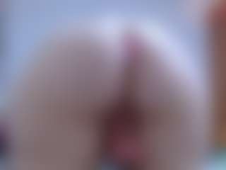 isabel-24's Live Sex Cam Show
