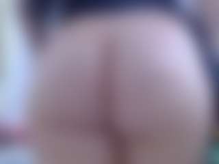 isabel-24's Live Sex Cam Show