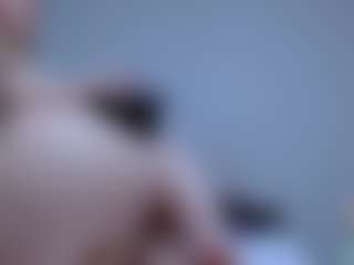 isabel-24's Live Sex Cam Show