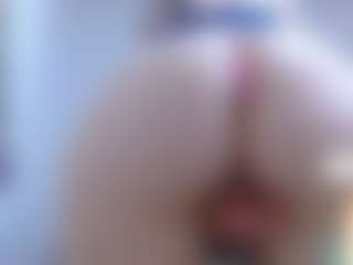 isabel-24's Live Sex Cam Show