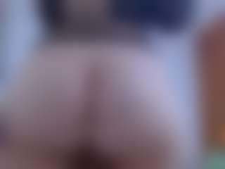 isabel-24's Live Sex Cam Show