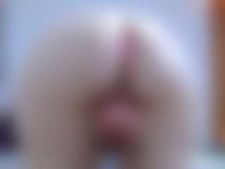 isabel-24's Live Sex Cam Show