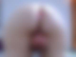 isabel-24's Live Sex Cam Show