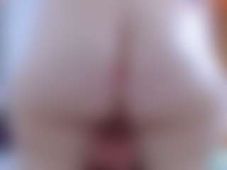 isabel-24's Live Sex Cam Show