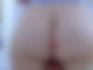 isabel-24's Live Sex Cam Show
