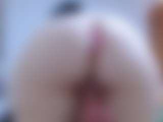 isabel-24's Live Sex Cam Show