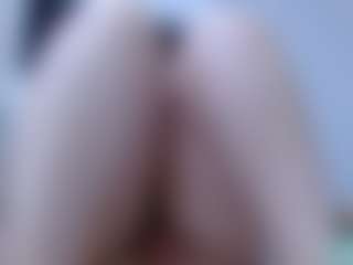 isabel-24's Live Sex Cam Show