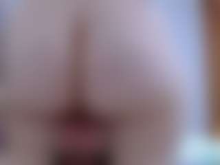 isabel-24's Live Sex Cam Show