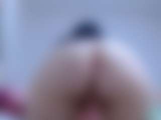 isabel-24's Live Sex Cam Show