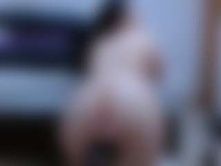 isabel-24's Live Sex Cam Show