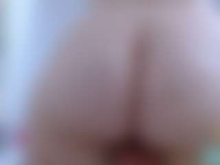 isabel-24's Live Sex Cam Show