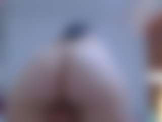 isabel-24's Live Sex Cam Show