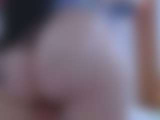 isabel-24's Live Sex Cam Show