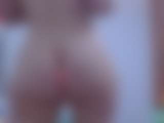 isabel-24's Live Sex Cam Show