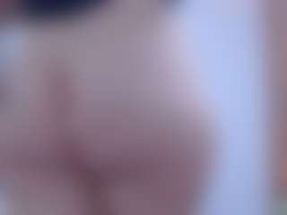 isabel-24's Live Sex Cam Show