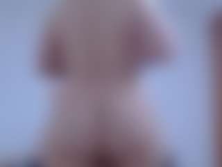 isabel-24's Live Sex Cam Show
