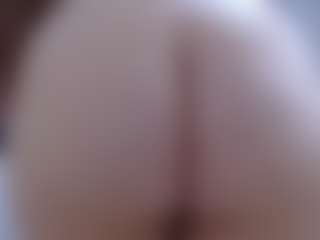 isabel-24's Live Sex Cam Show