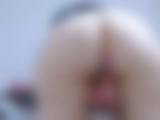 isabel-24's Live Sex Cam Show