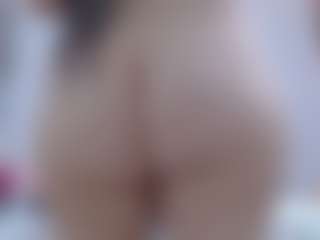 isabel-24's Live Sex Cam Show