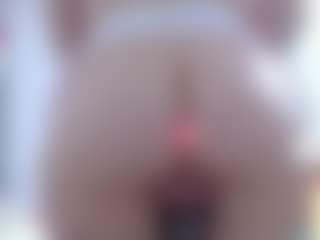 isabel-24's Live Sex Cam Show