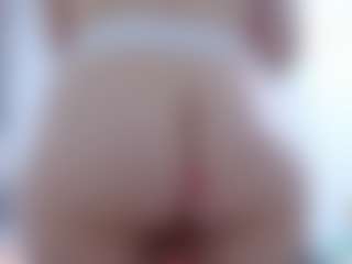 isabel-24's Live Sex Cam Show