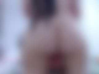 isabel-24's Live Sex Cam Show
