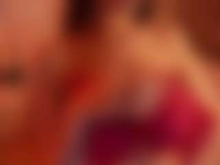 Live cam show with LilyCollins18 - Gray Eyes on Free Soda
