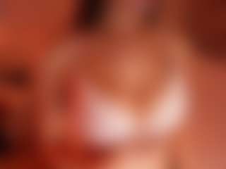Live cam show with LilyCollins18 - Gray Eyes on TeamSkeetLive